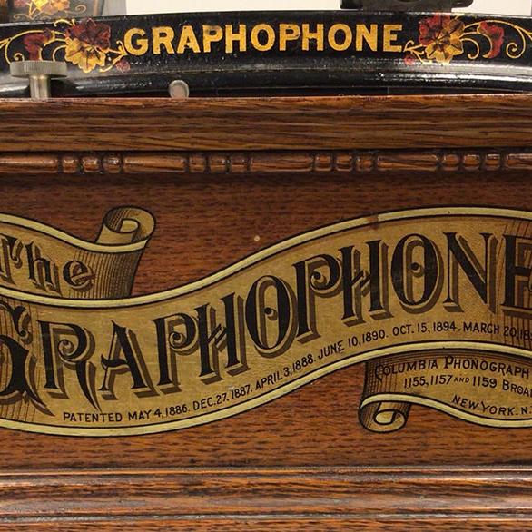 YPM HST 190002: Graphophone
