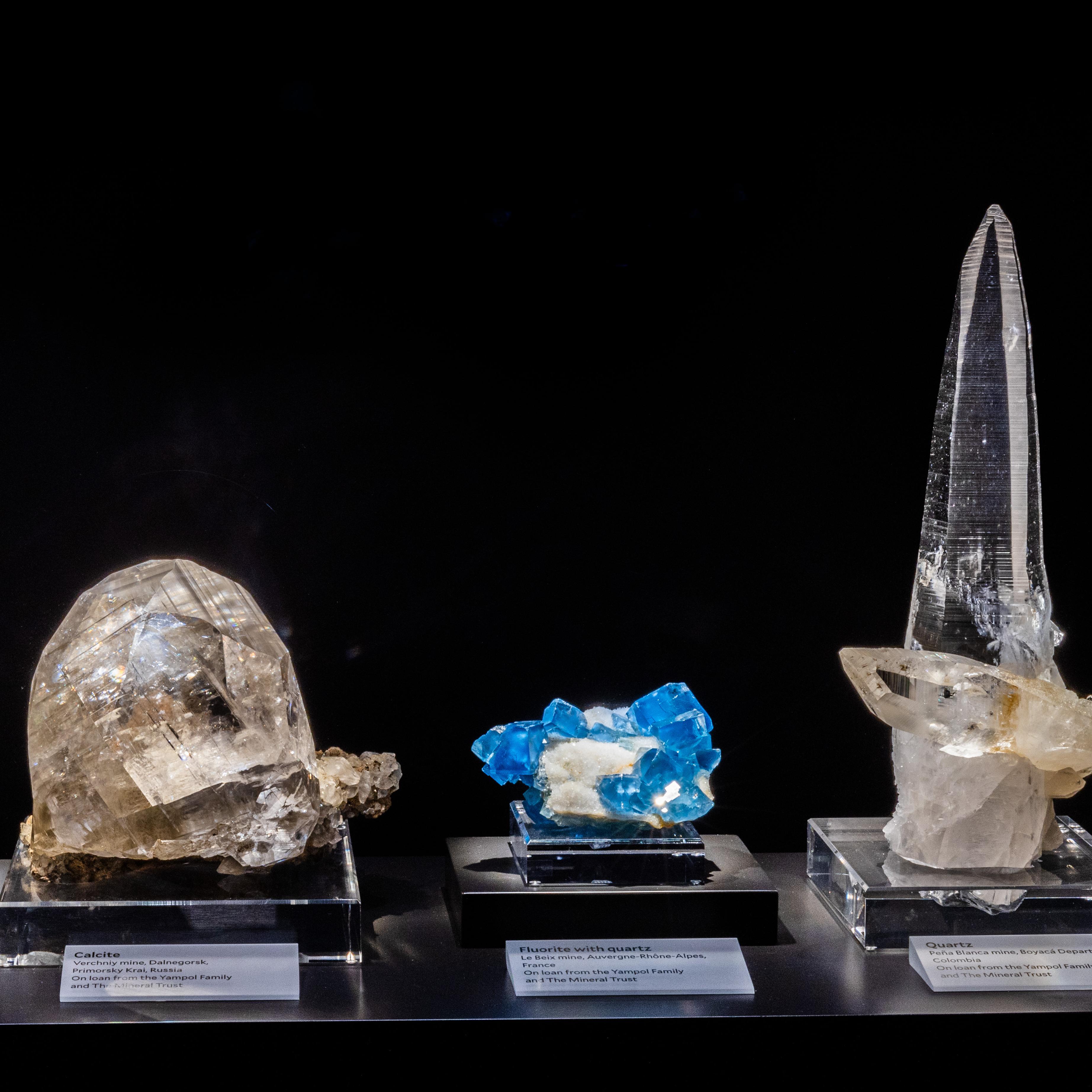Quartz; Fluorite with pyrite, albite variety cleavelandite and quartz; Calcite; Fluorite with quartz; Quartz