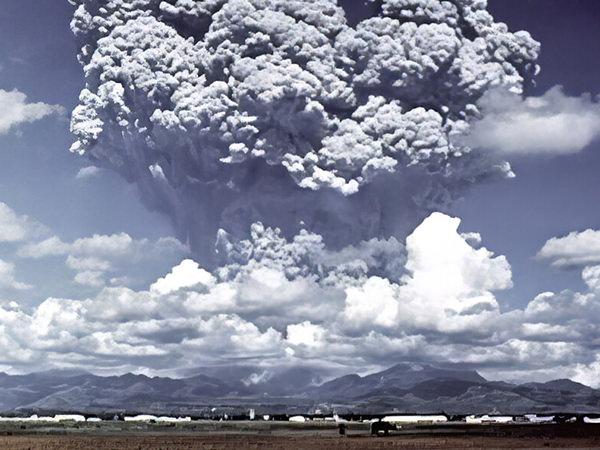 Volcanic eruption; credit: US Department of the Interior