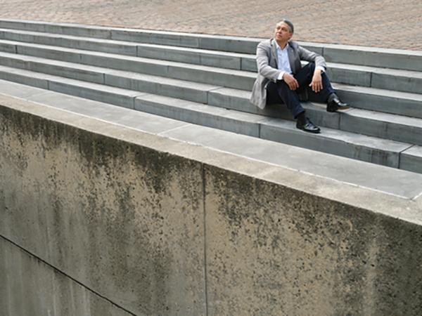 Yale Alumni Magazine (yalealumnimagazine.com)